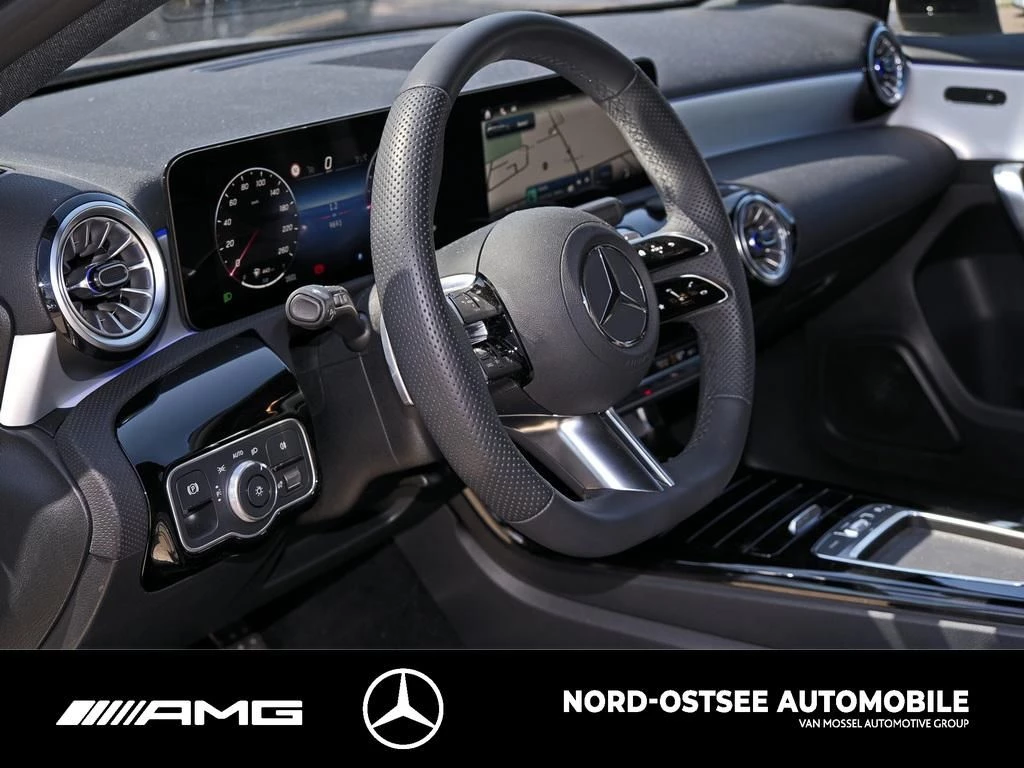 Mercedes-Benz A-Klasse 200 SPECIAL EDITION AMG ADV.+ KAM PANO NIGHT AMG Line