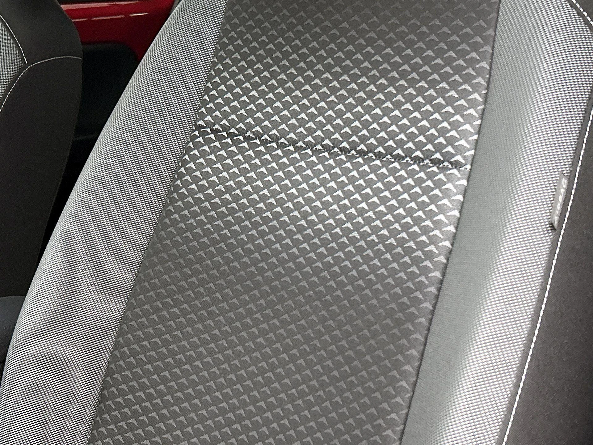Volkswagen-up!-image-11