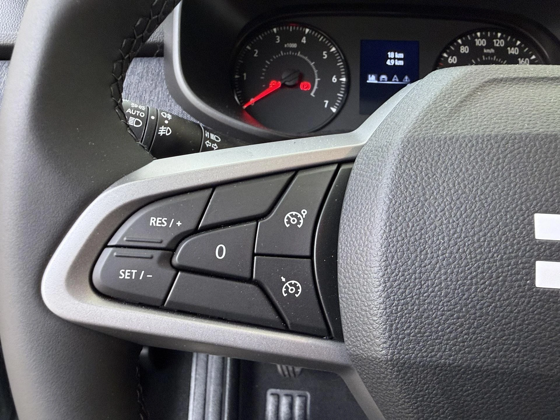 Dacia-Sandero-image-11