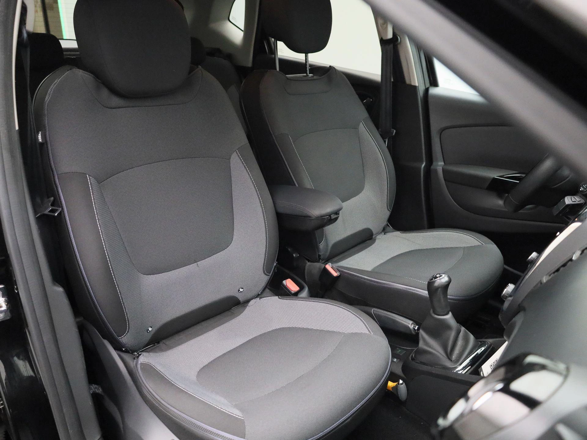 Renault-Captur-image-33
