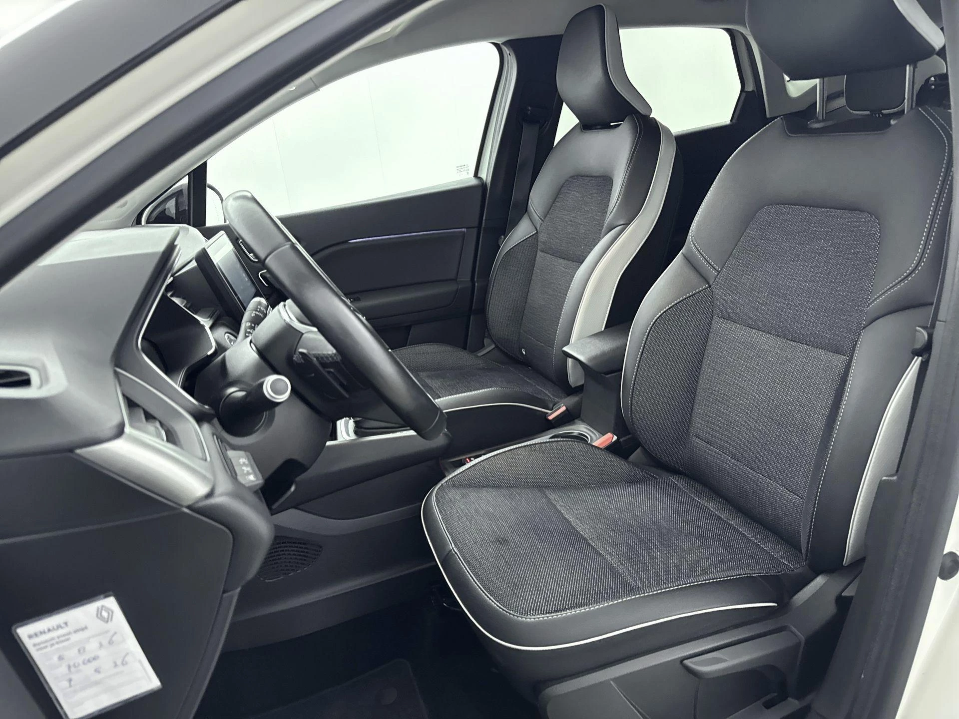 Renault-Captur-image-13