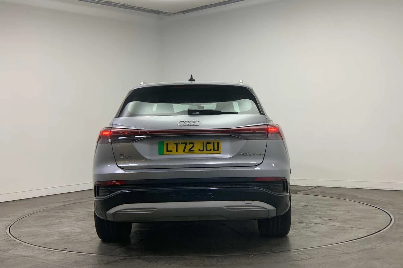 Audi-Q4 e-tron-image-10