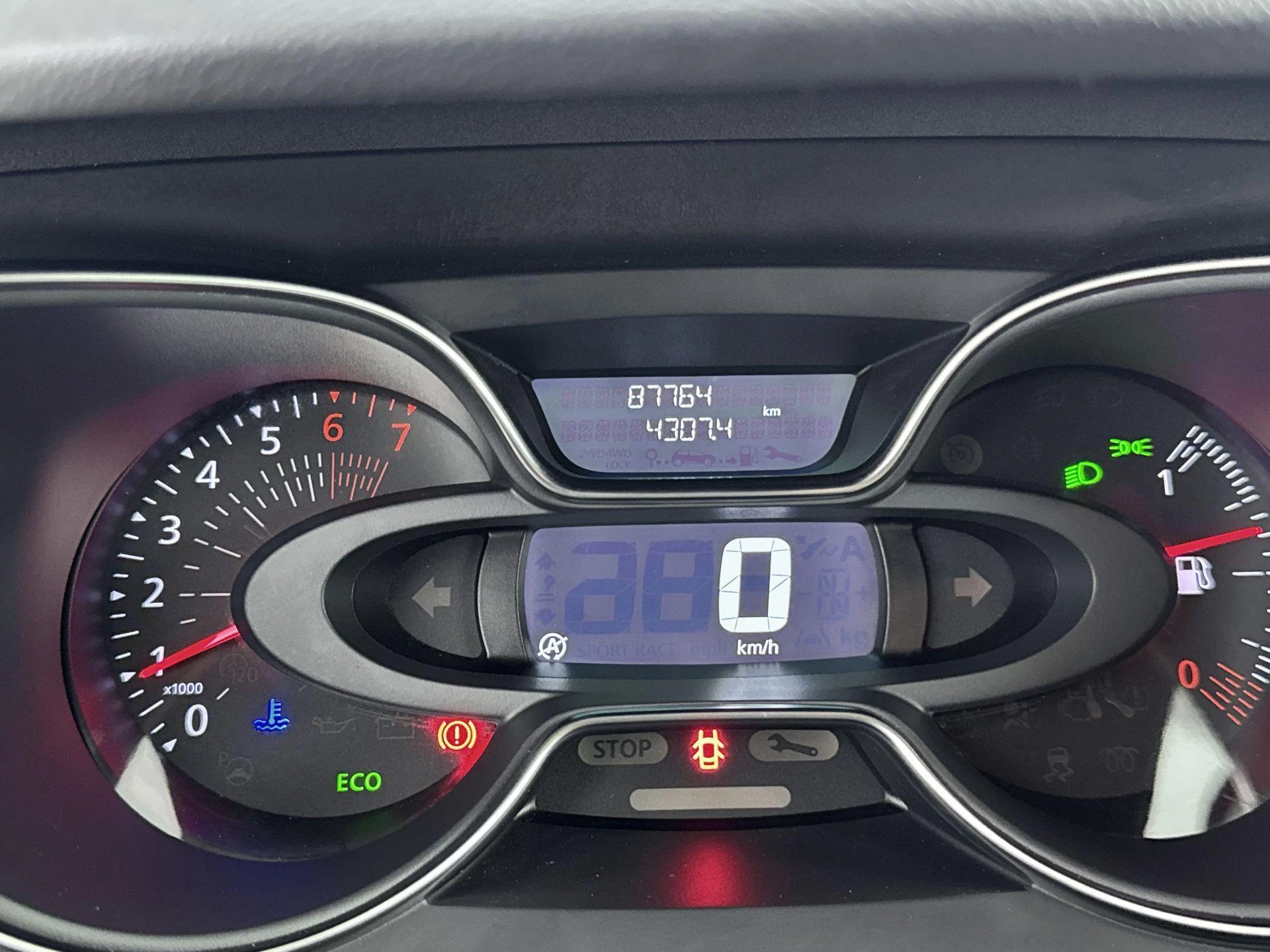 Renault-Captur-image-9