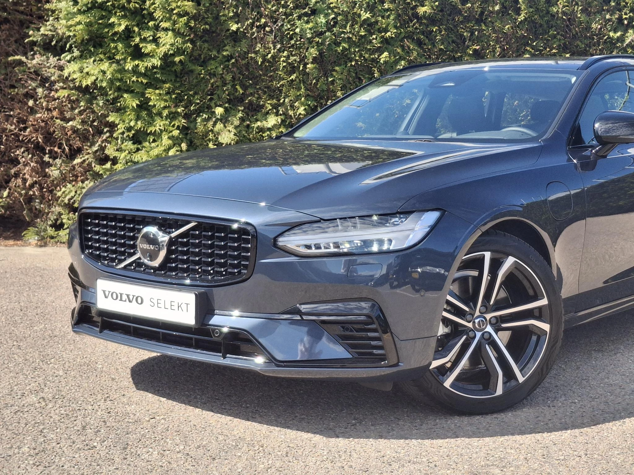 Volvo-V90-image-18