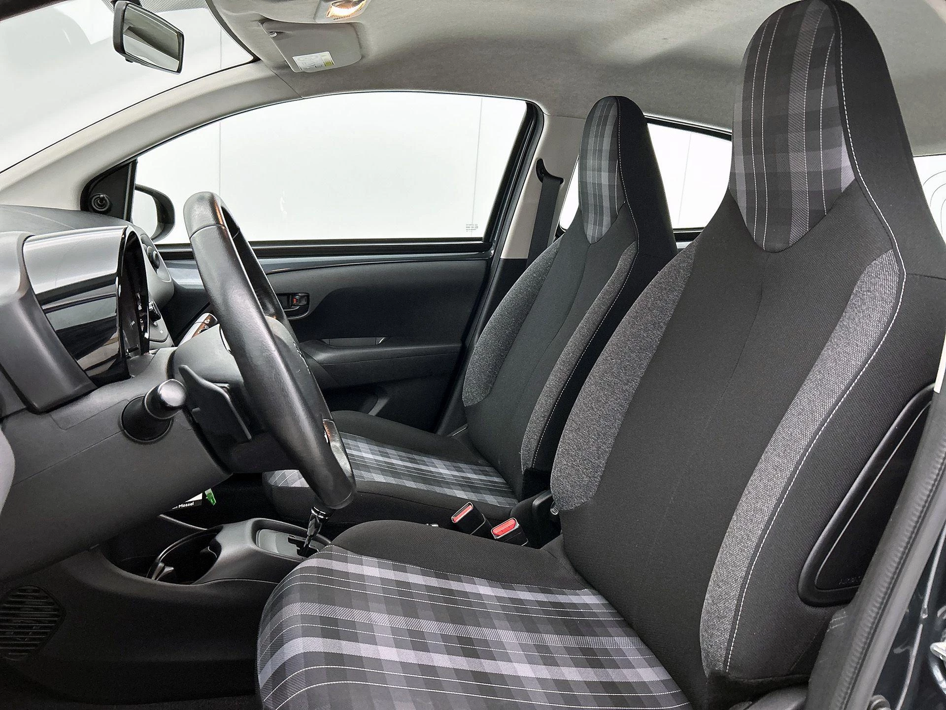 Peugeot-108-image-29