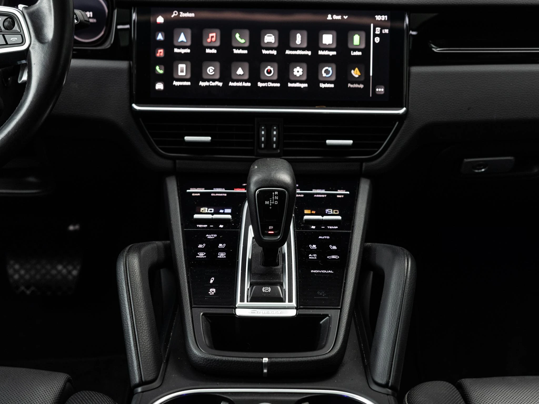 Porsche-Cayenne-image-24