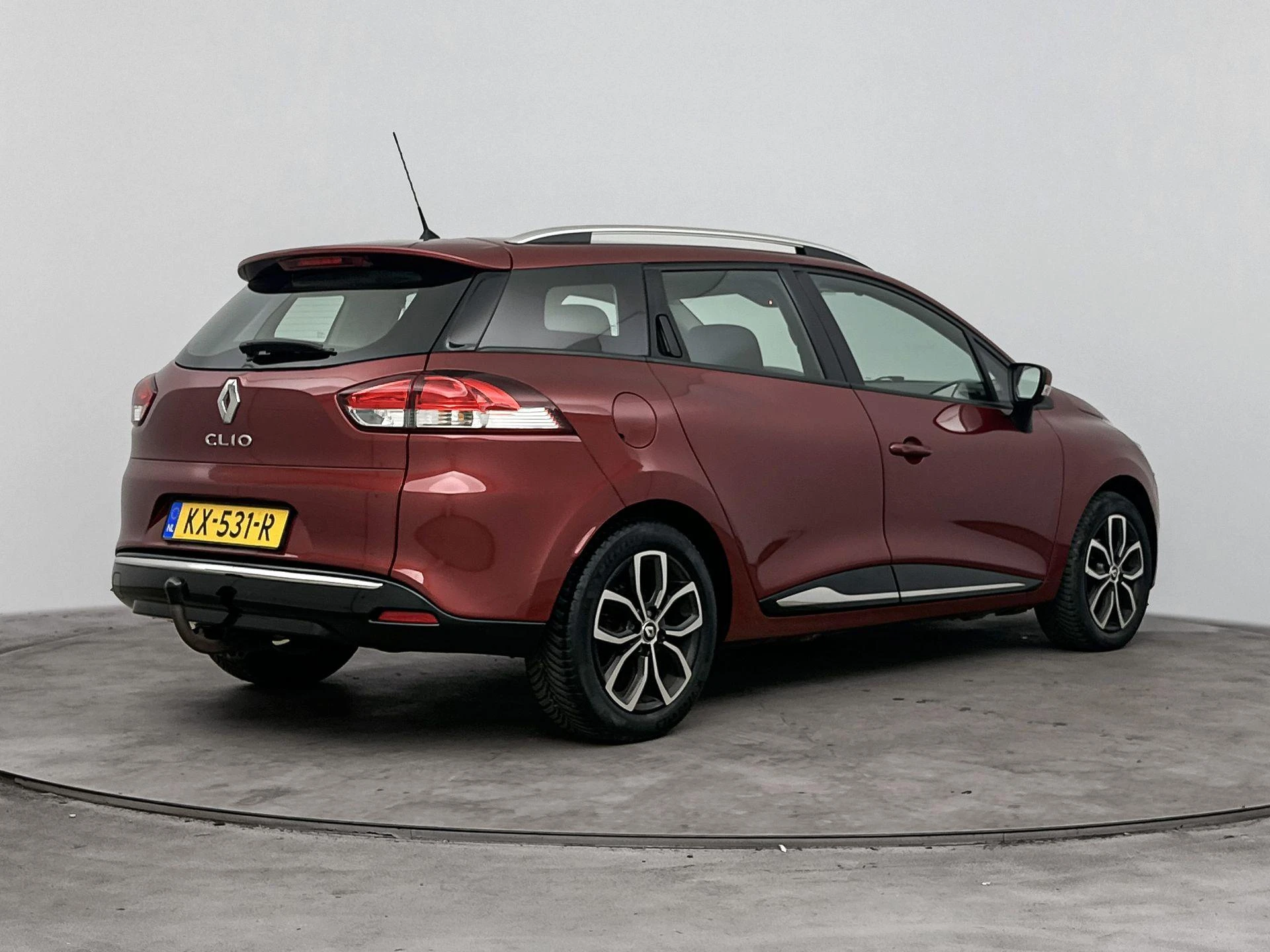 Renault-Clio-image-3
