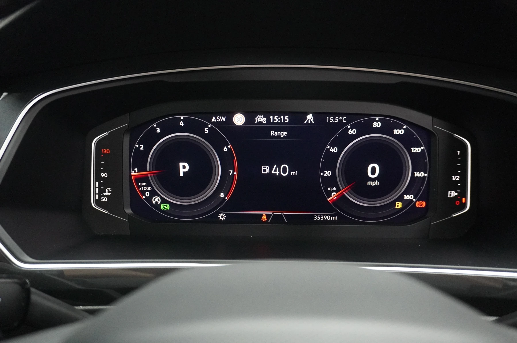 Volkswagen-Tiguan-image-7