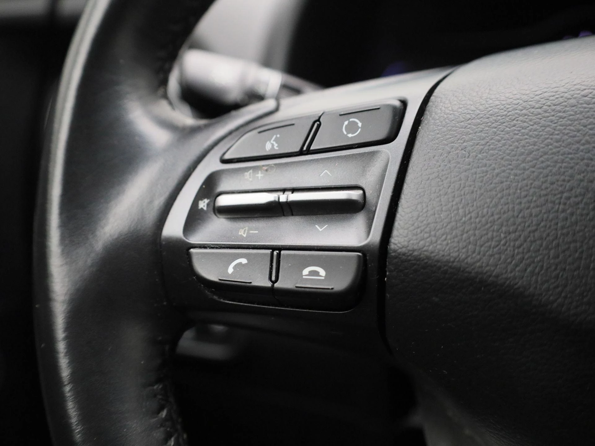 Hyundai-Kona-image-18