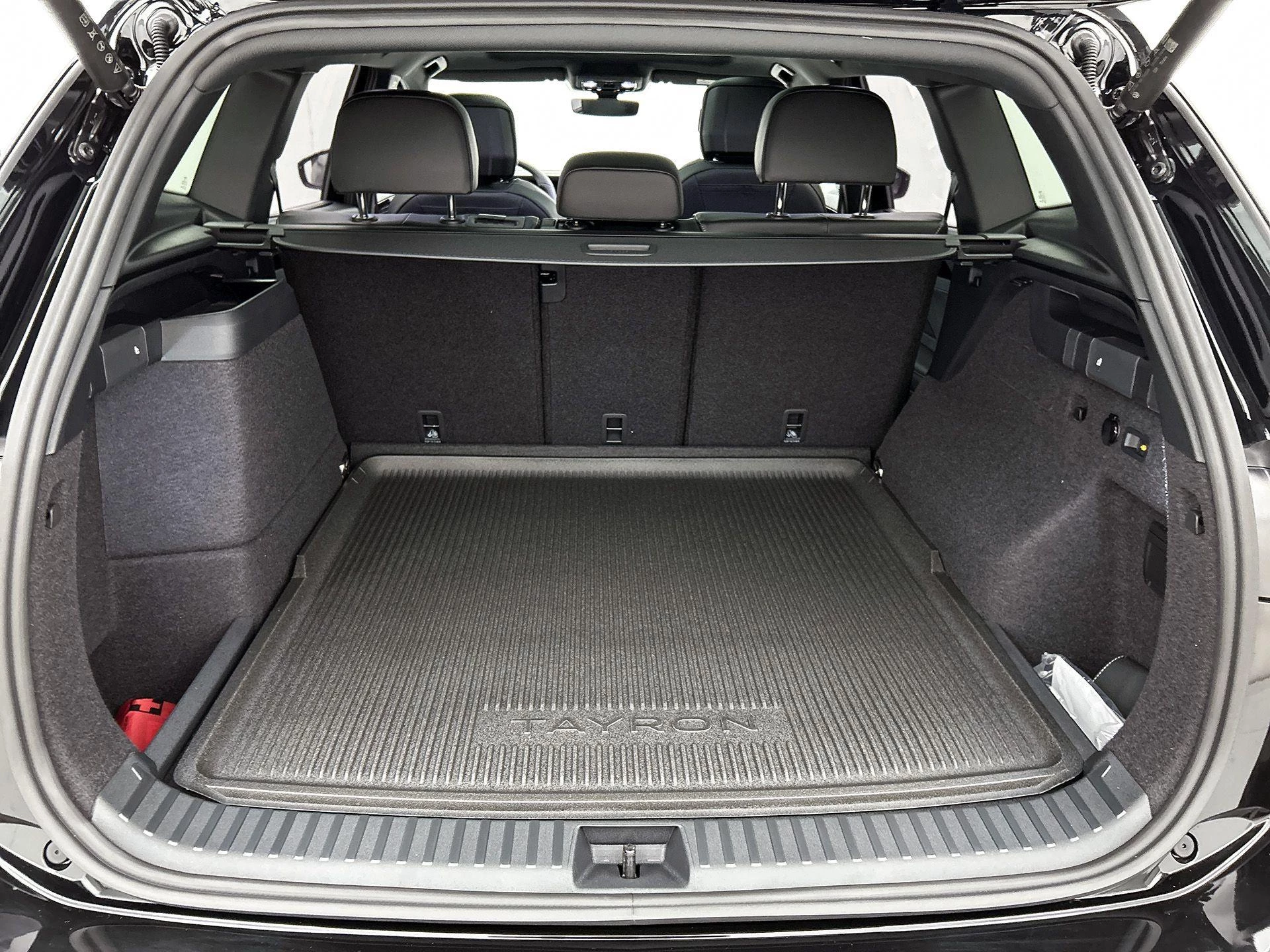 Volkswagen Tayron 1.5 eHybrid R-Line Edition