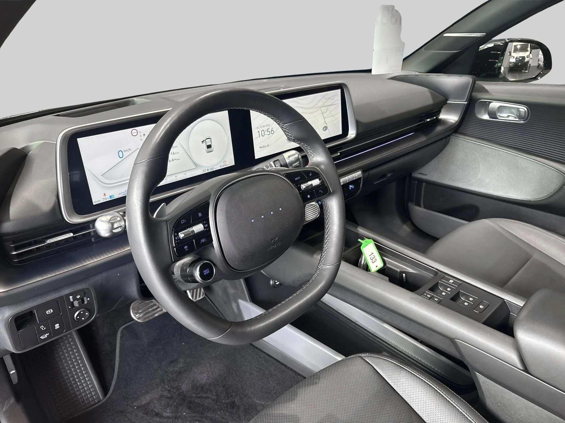 Hyundai-IONIQ 6-image-8