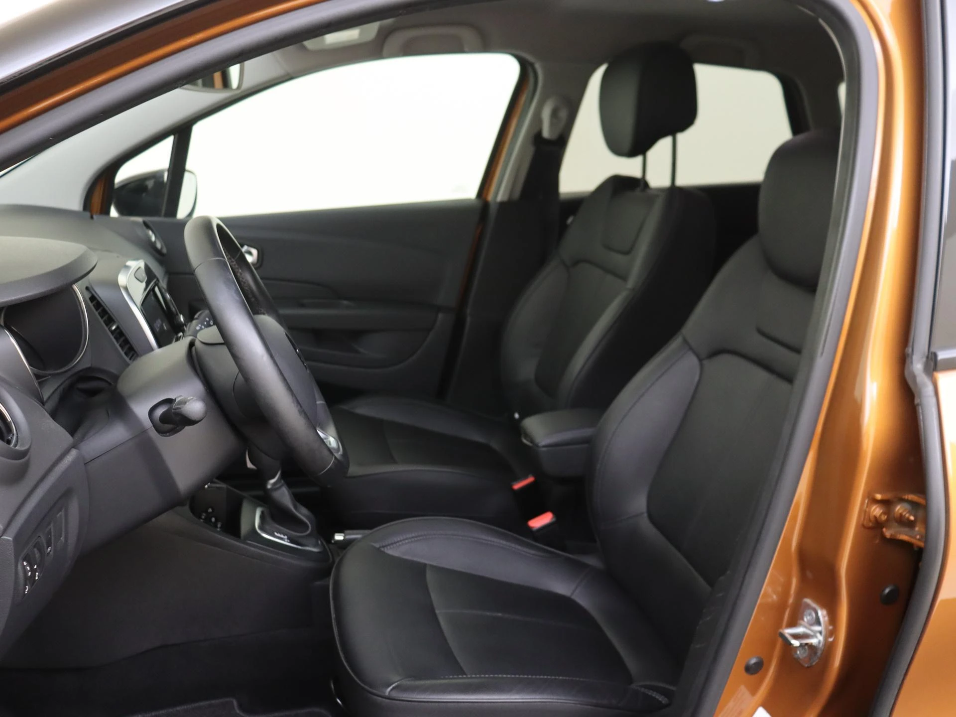 Renault-Captur-image-10