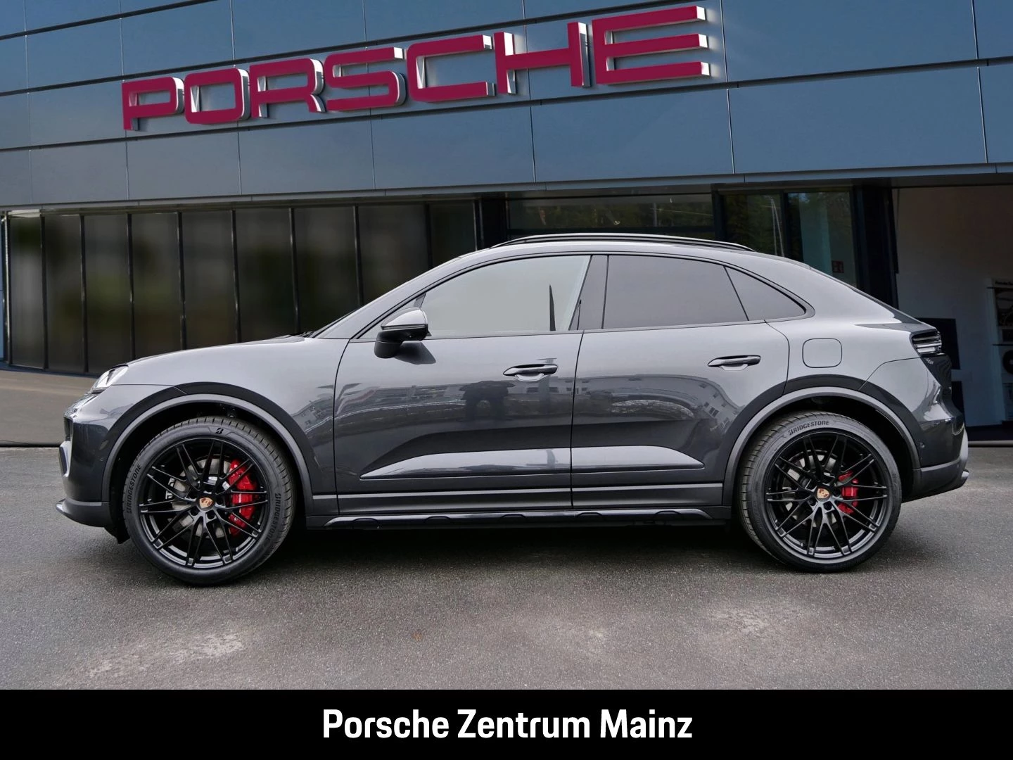 Porsche Macan 4S HA-Lenkung Surround-View BOSE 22-Zoll -