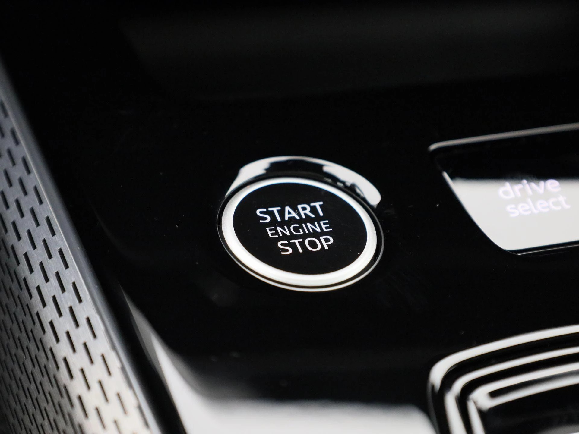 Audi A6 Avant 2.0 e-hybrid quattro S Competition 367 PK