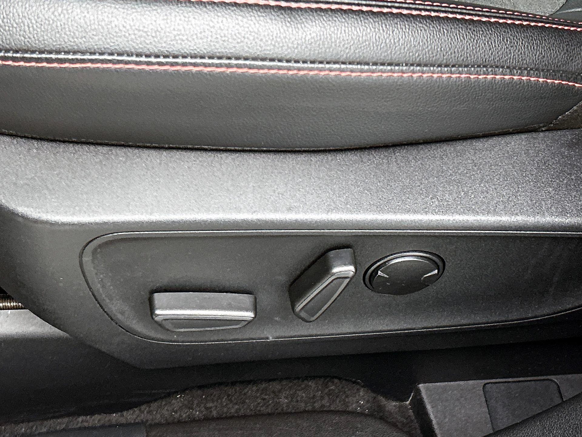 Ford-Kuga-image-28