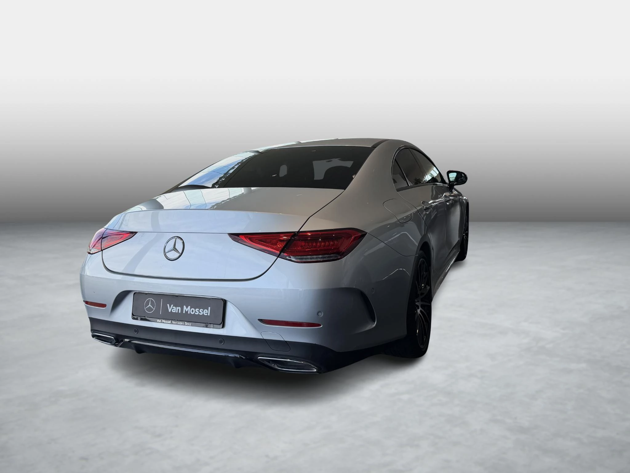 Mercedes-Benz-CLS-image-6