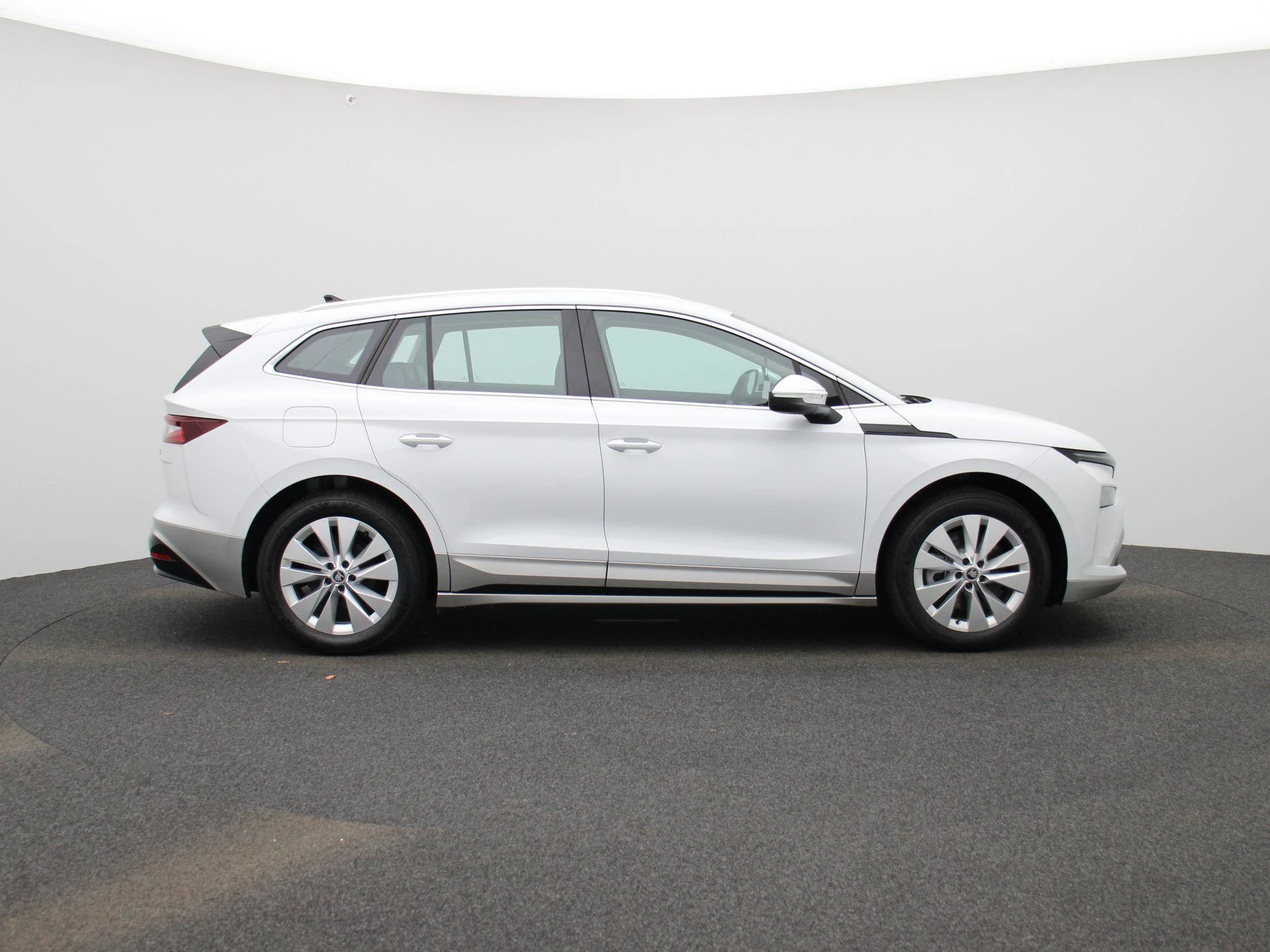 Škoda-Enyaq iV-image-5
