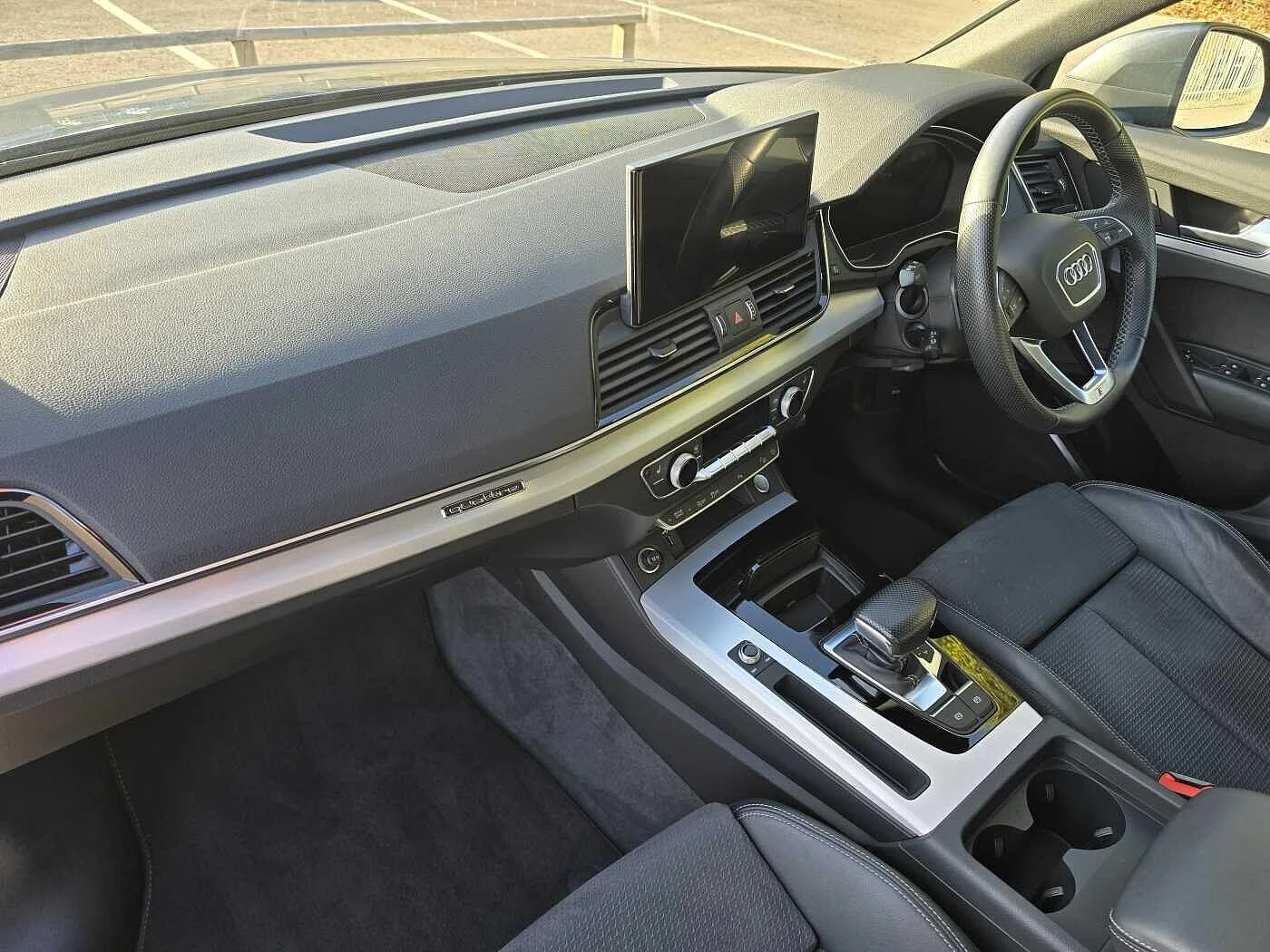 Audi-Q5-image-1