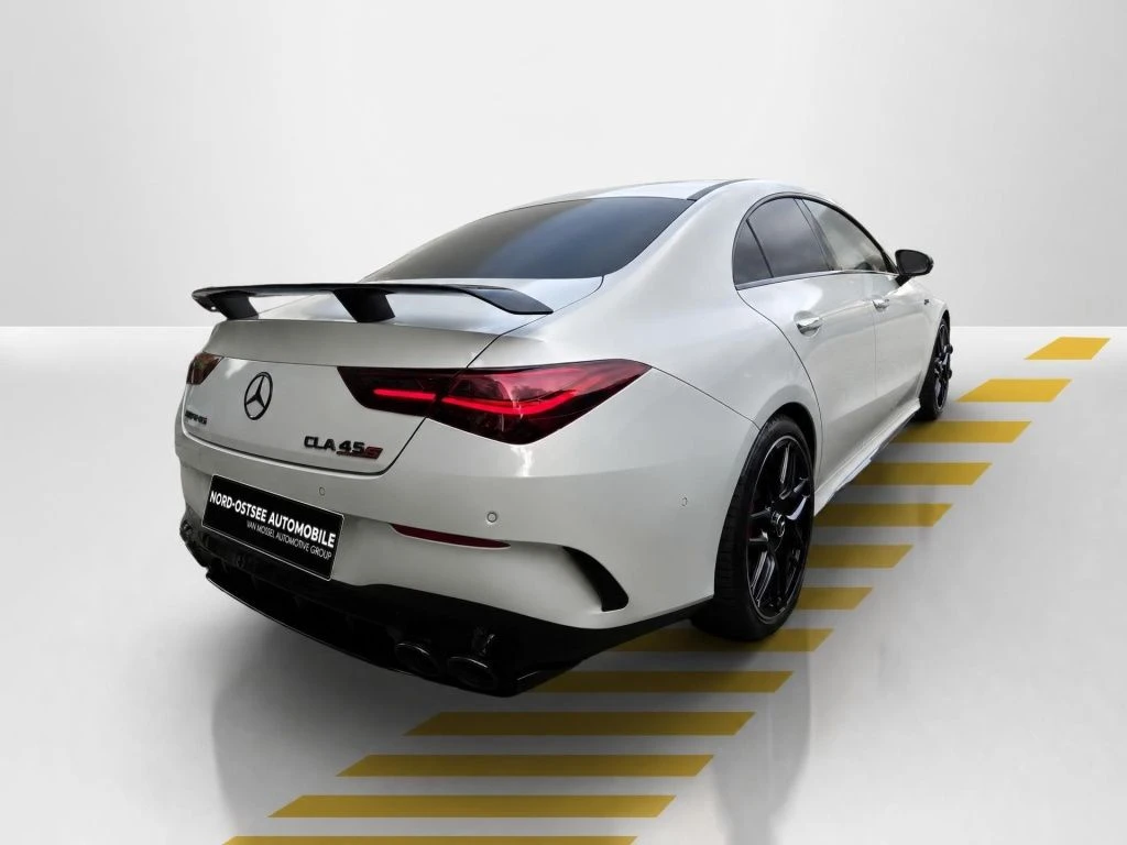 Mercedes-AMG-CLA 45 S AMG-image-13