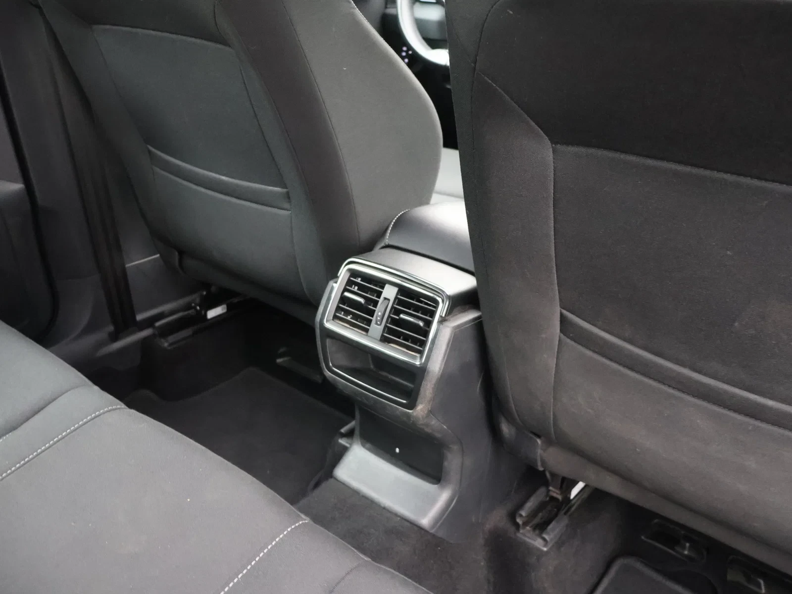 Škoda Karoq Karoq Clever 1.0 TSI 110PK *CAMERA*PDC*APP-CONNECT*NAVI*...*