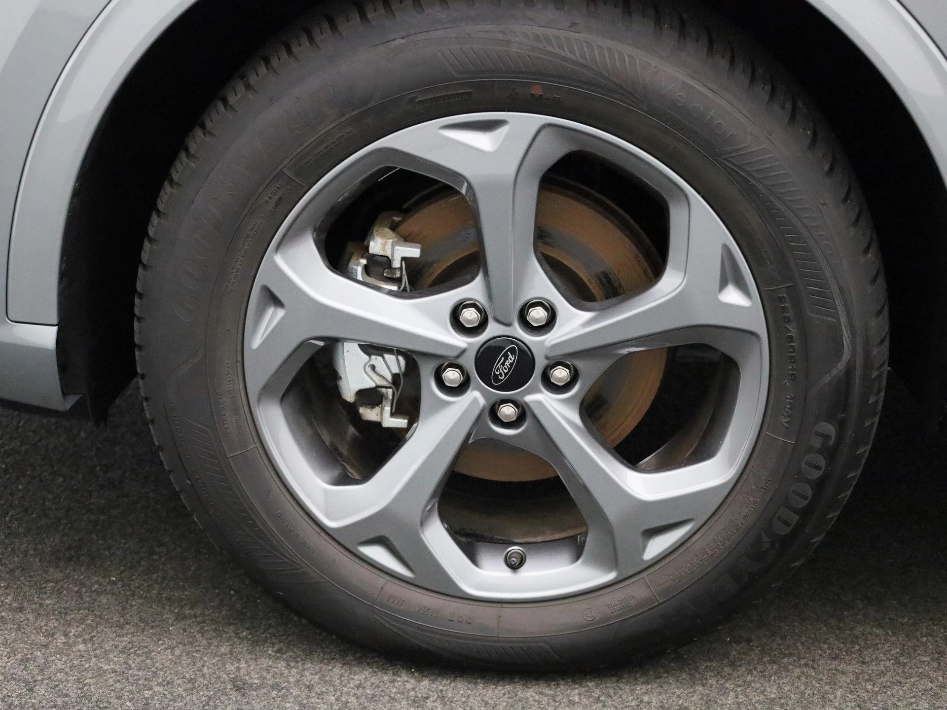 Ford Kuga St-line