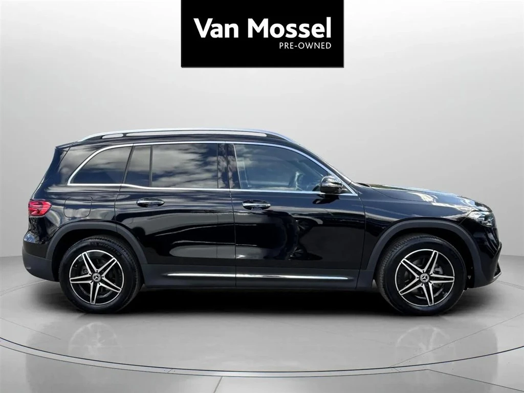 Mercedes-Benz-EQB-image-3