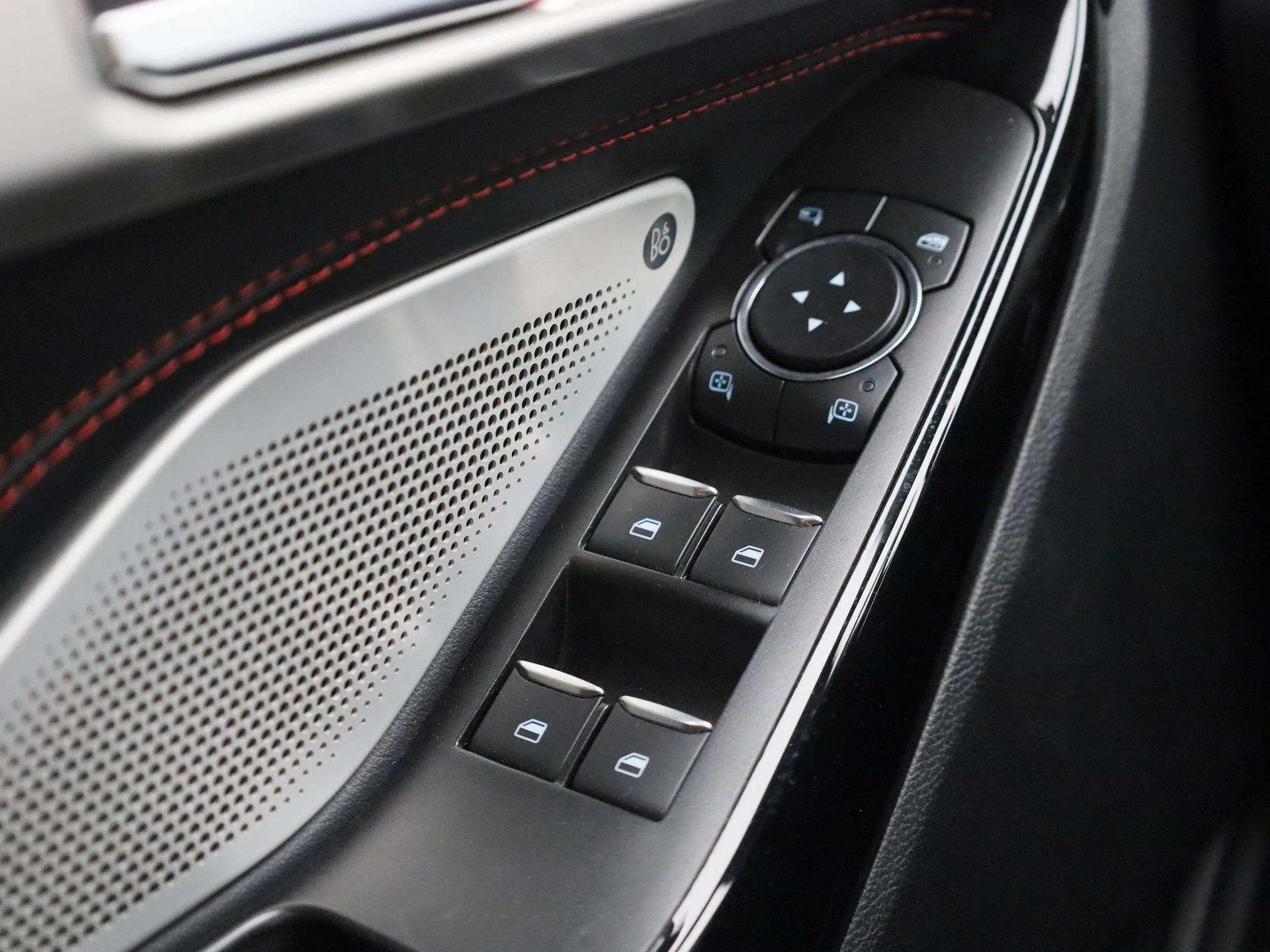 Ford-Explorer-image-33