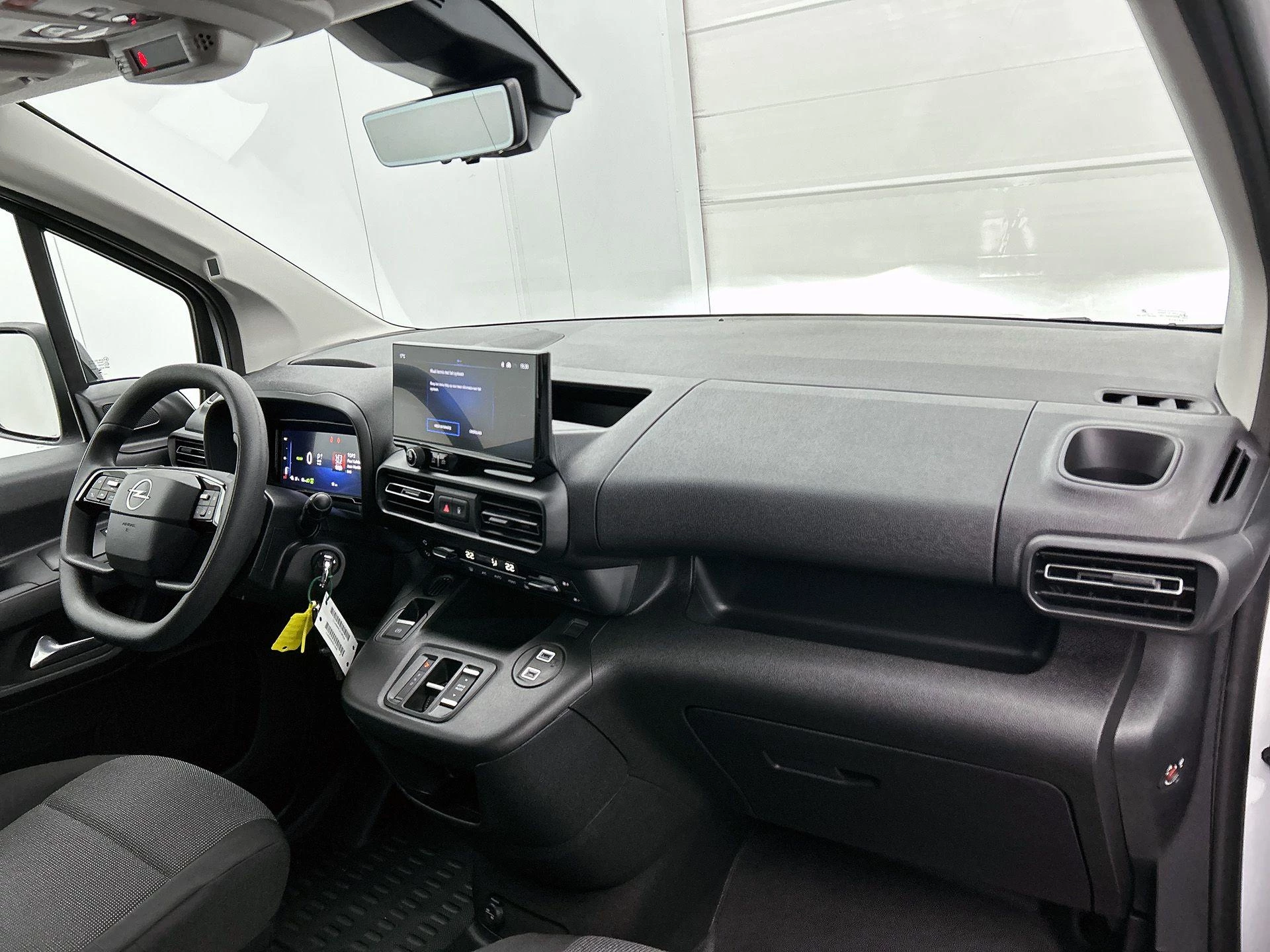 Opel-Combo-e-image-17