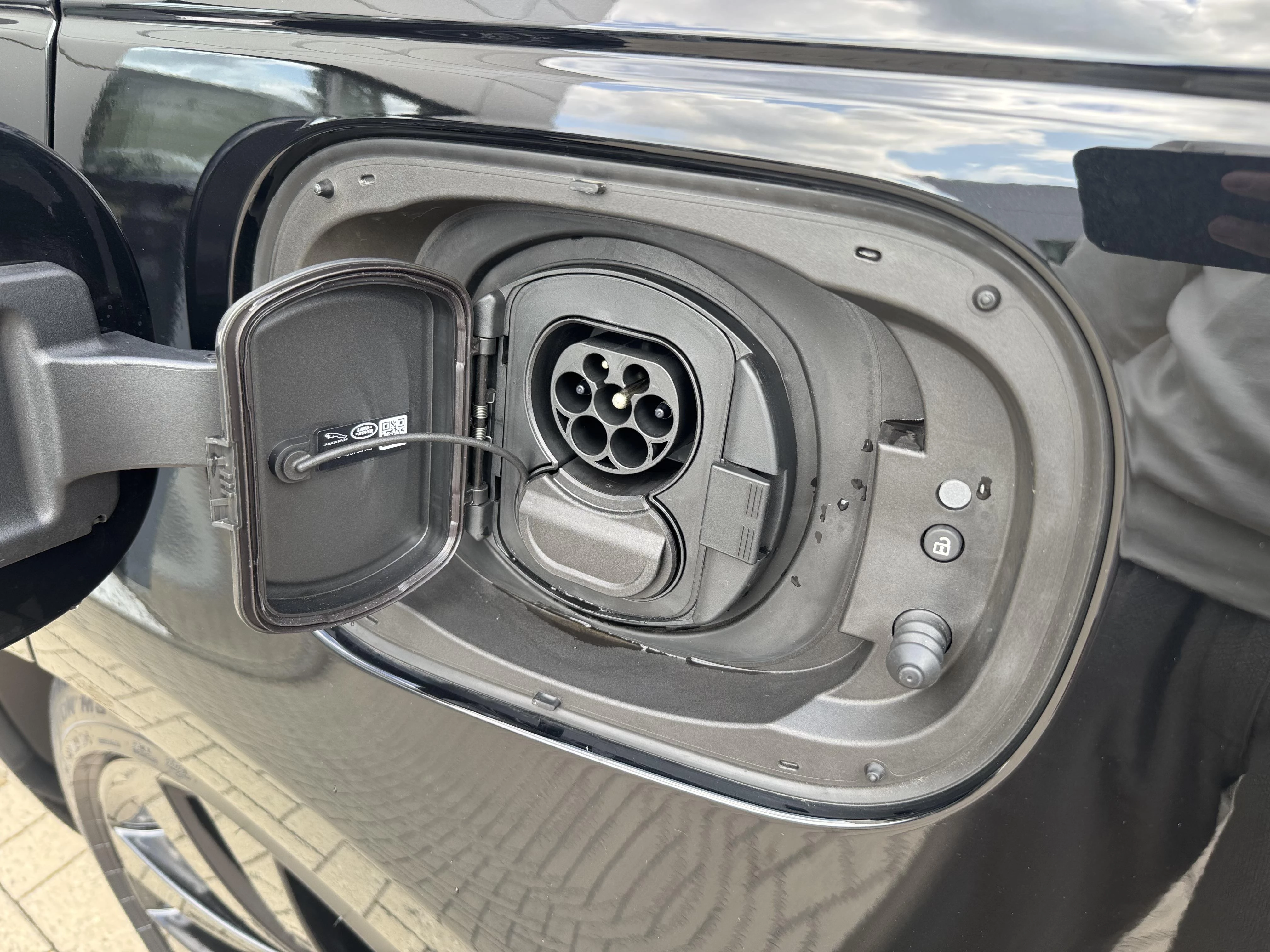 Land Rover-Range Rover Sport-image-16