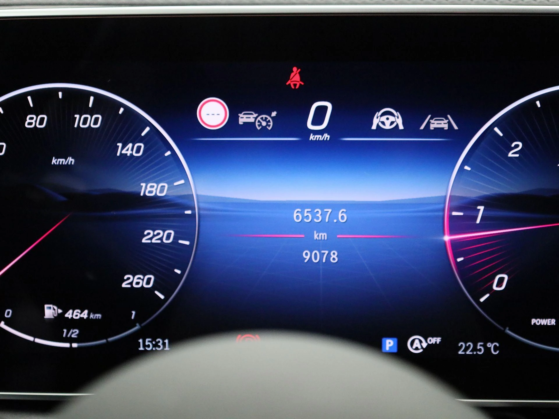 Mercedes-Benz-GLC-image-7