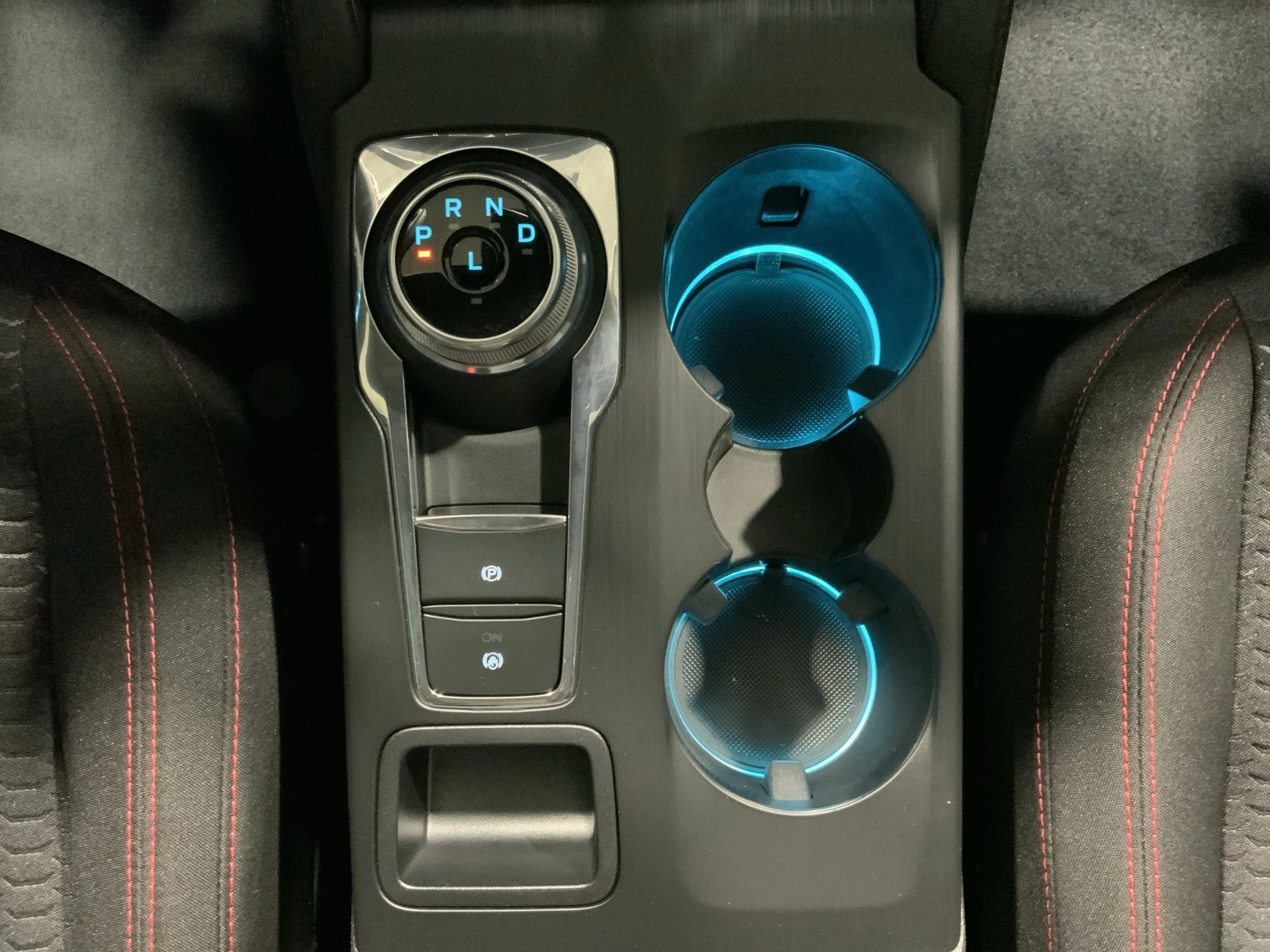 Ford-Kuga-image-17