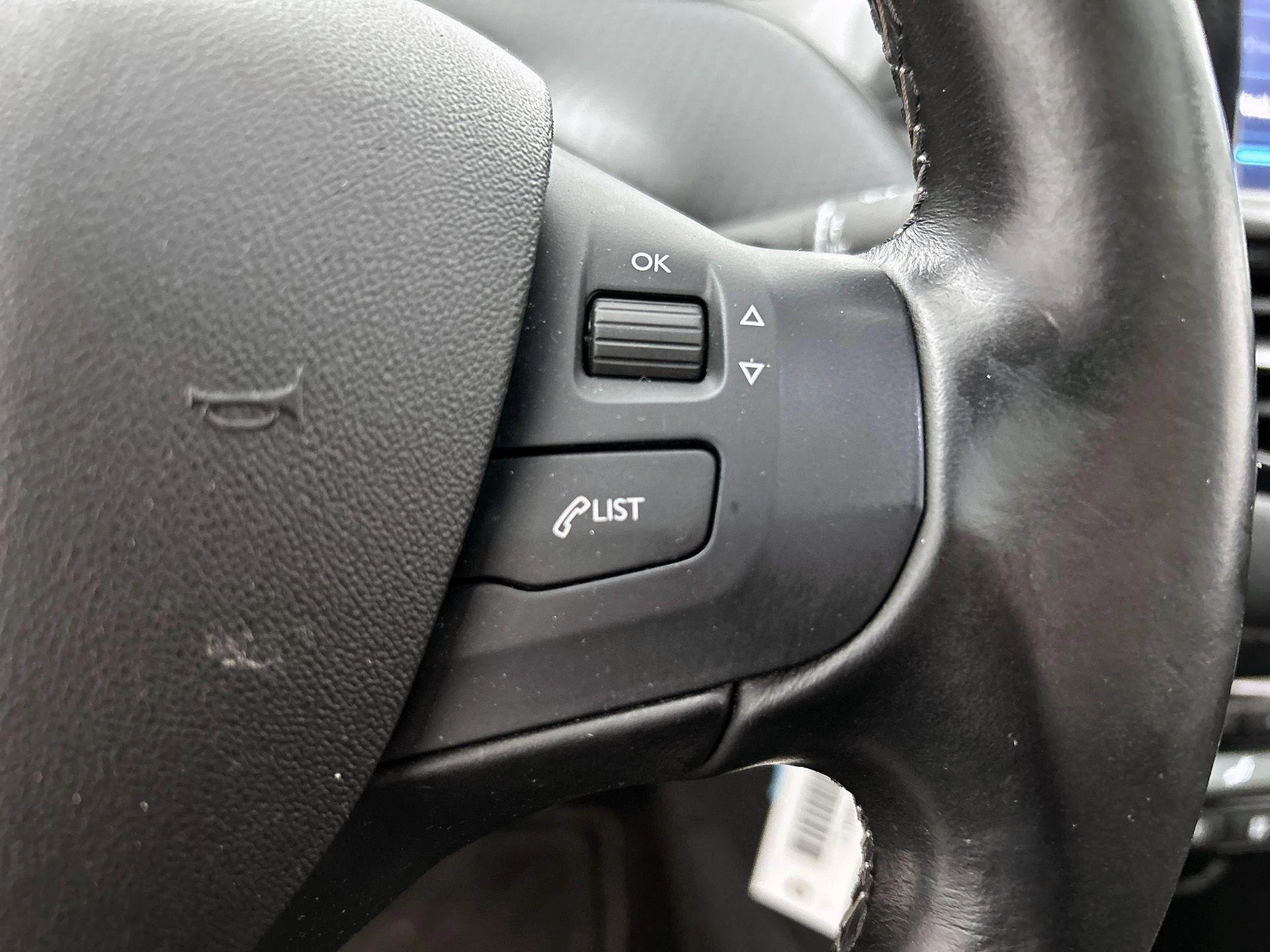 Peugeot-208-image-5