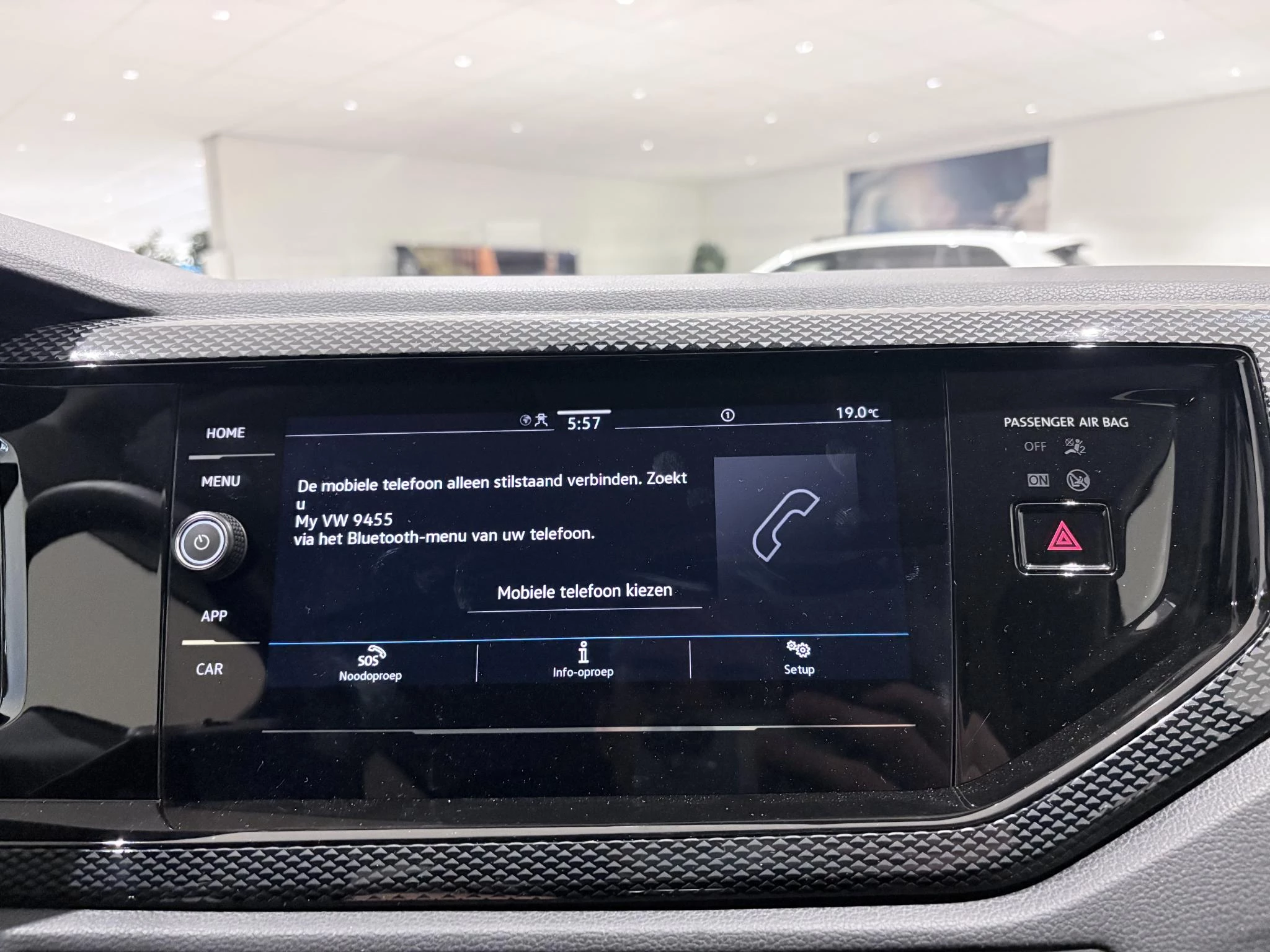 Volkswagen-Polo-image-18