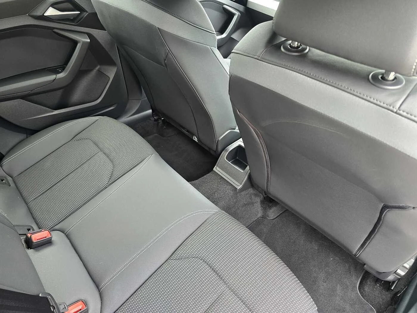 Audi-A1 Sportback-image-37