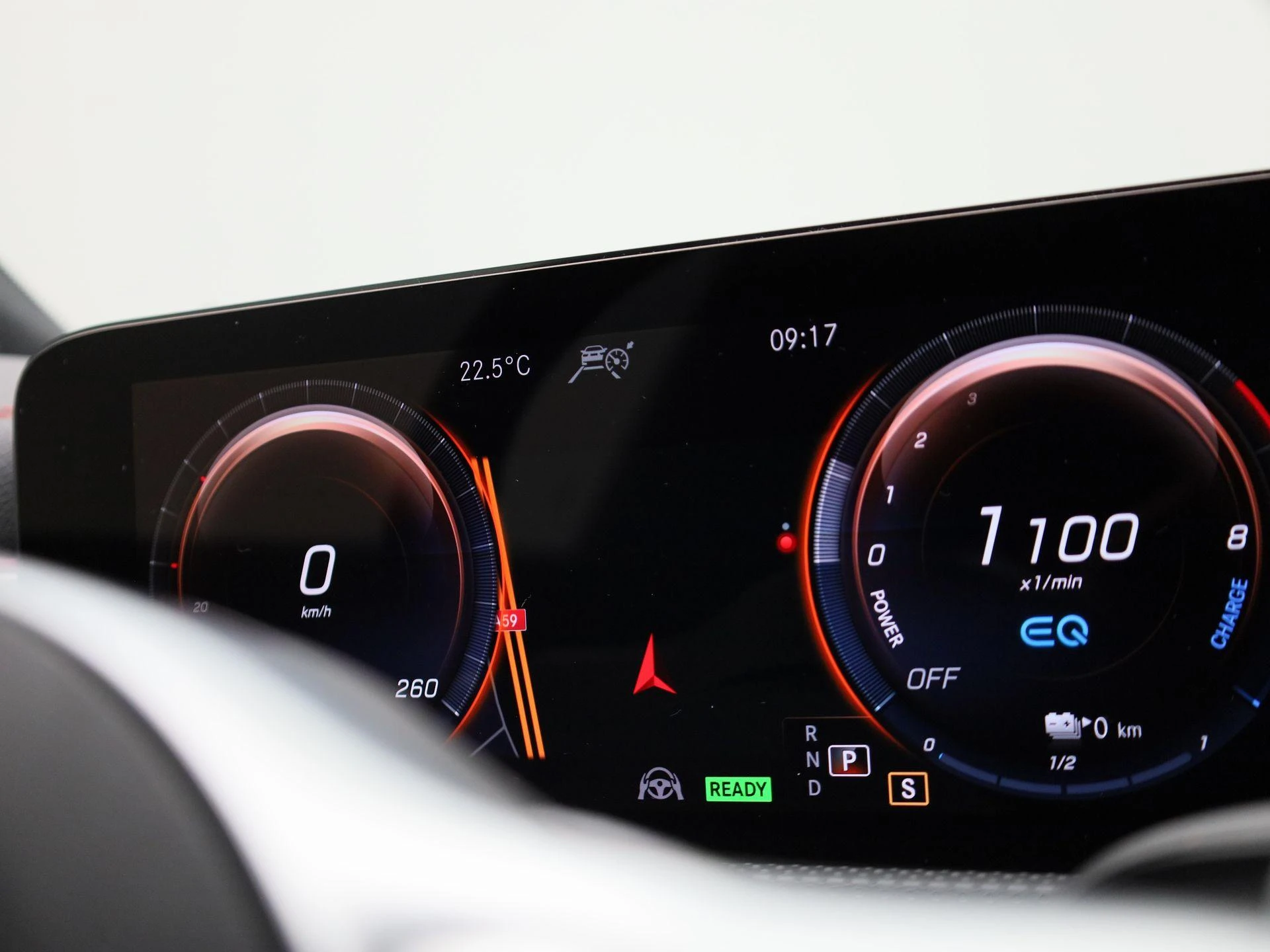 Mercedes-Benz-CLA-image-27