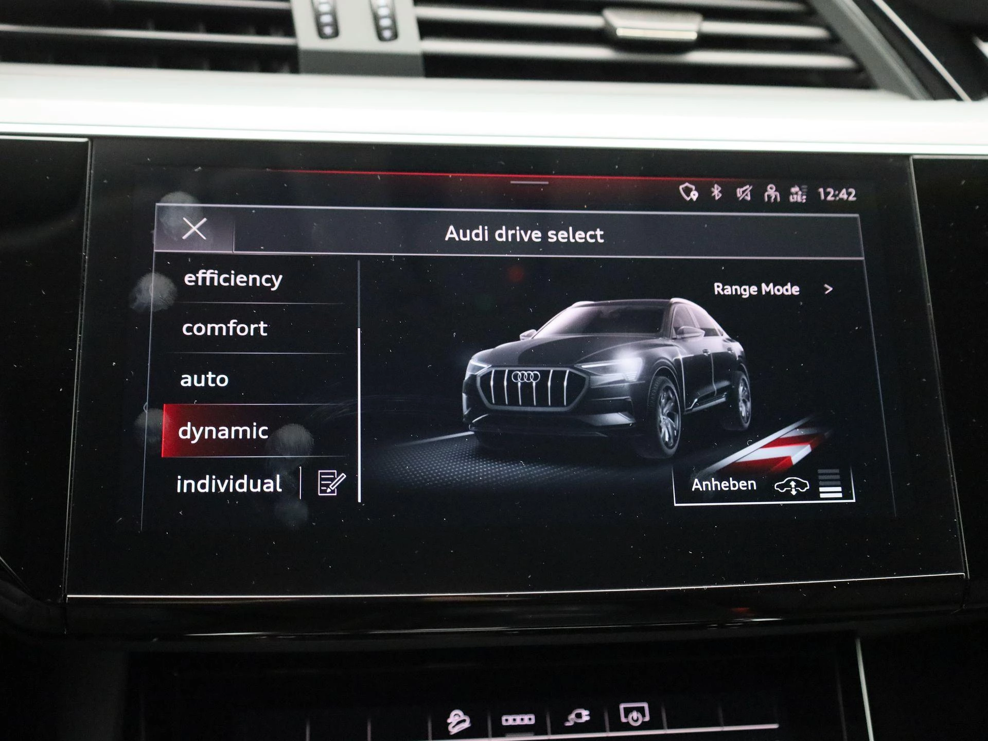Audi-e-tron-image-26