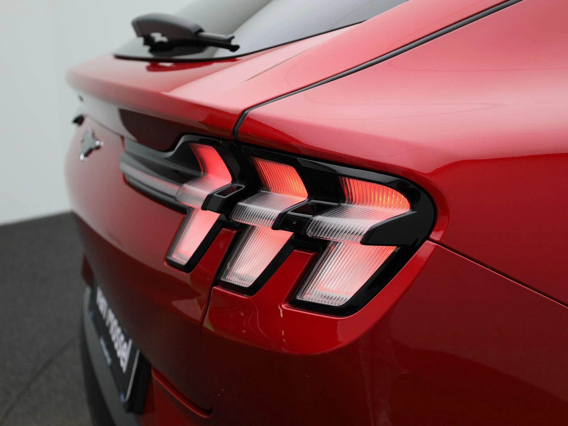 Ford-Mustang Mach-E-image-36