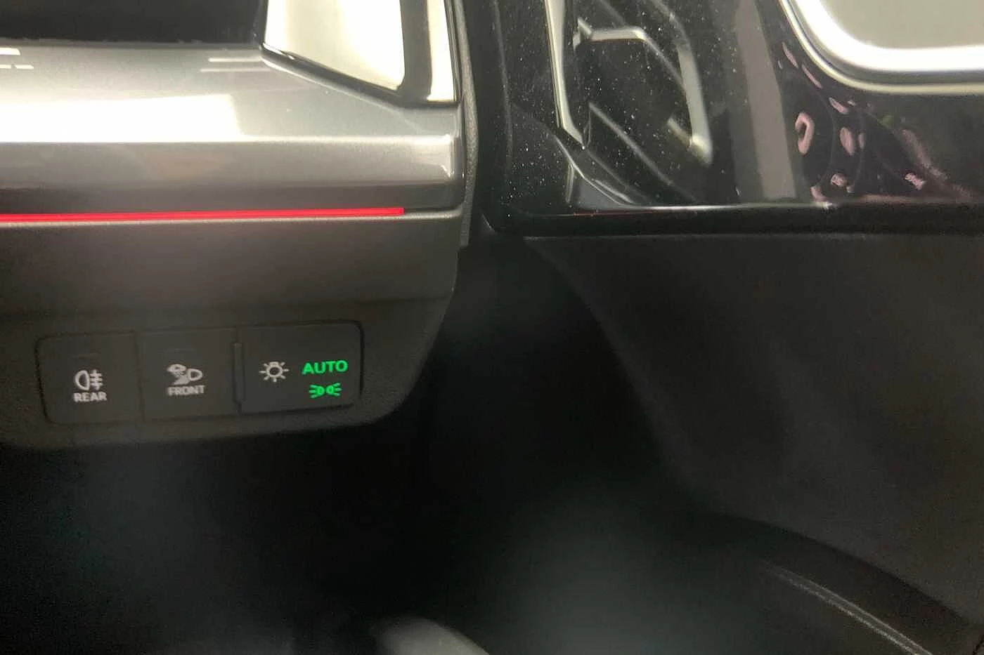 Audi-Q4 e-tron-image-23