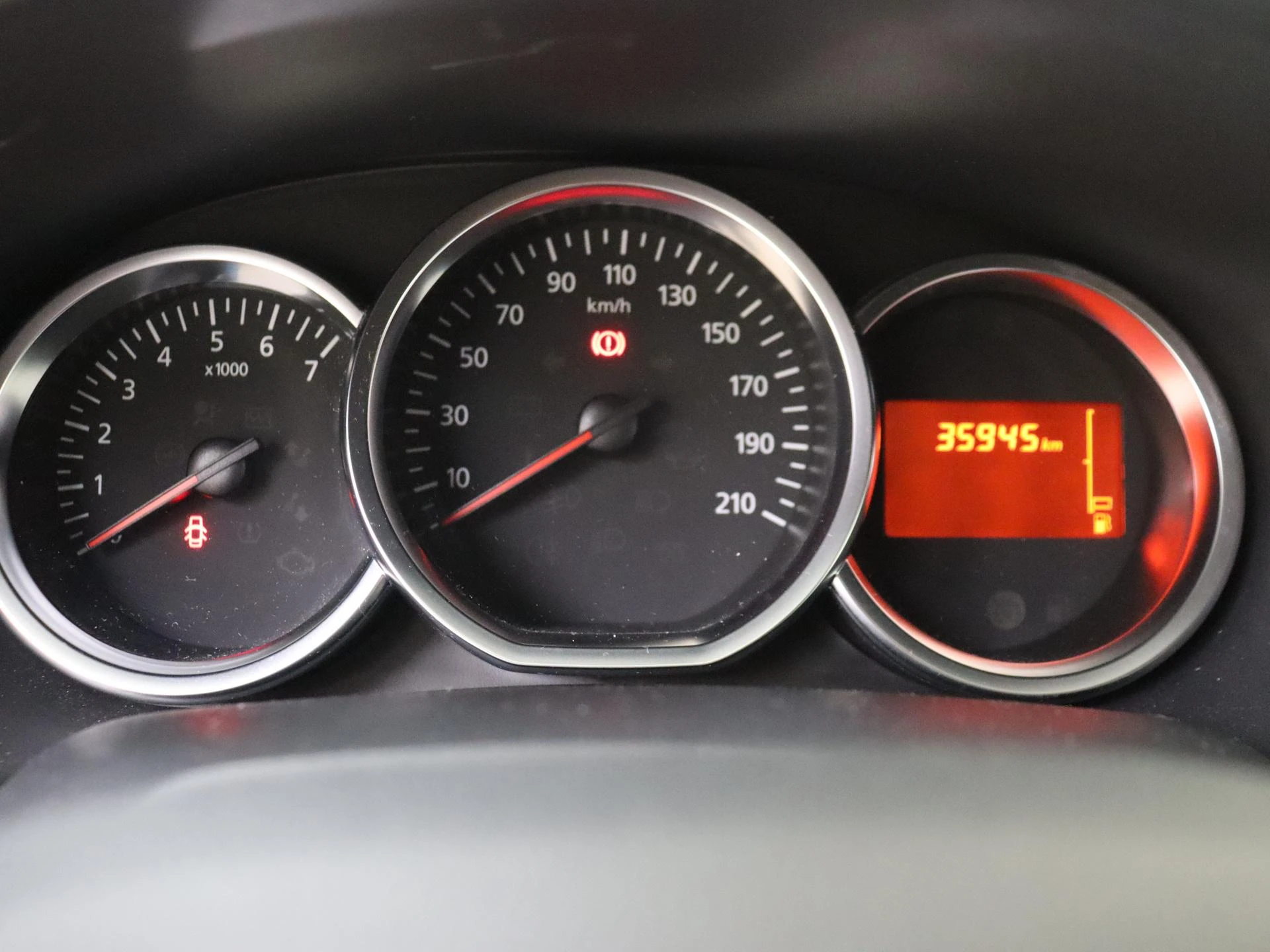 Dacia-Sandero-image-10