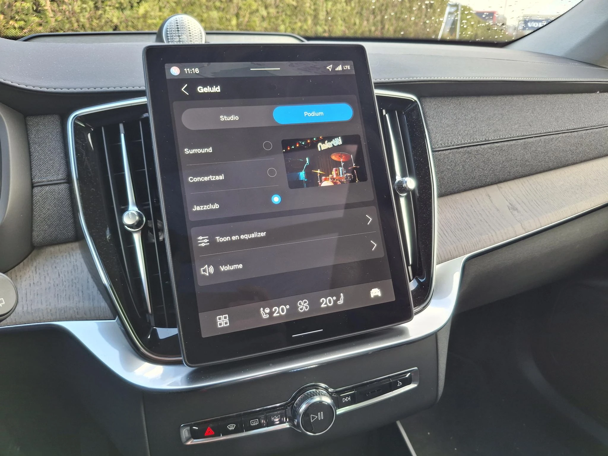 Volvo-XC90-image-23
