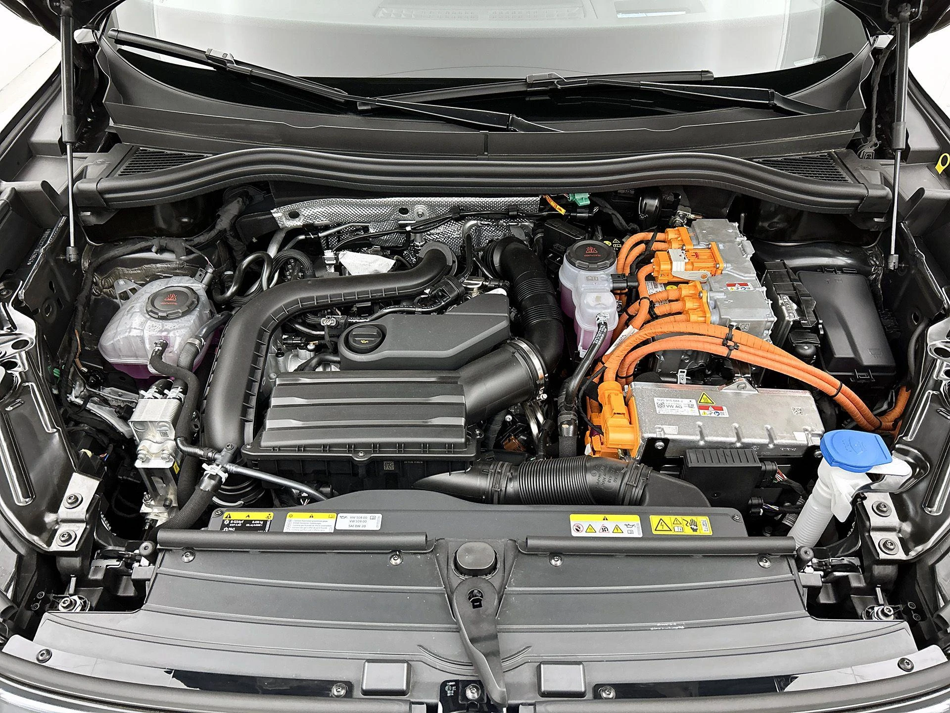 Volkswagen Tiguan 1.5 eHybrid R-Line Edition