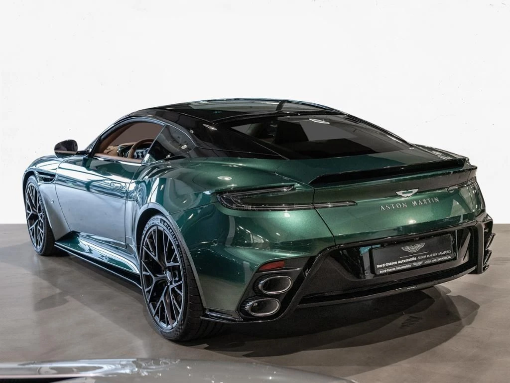 Aston Martin-DB12-image-15