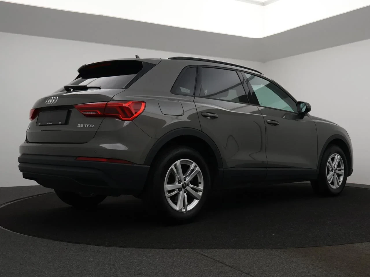 Audi-Q3-image-1