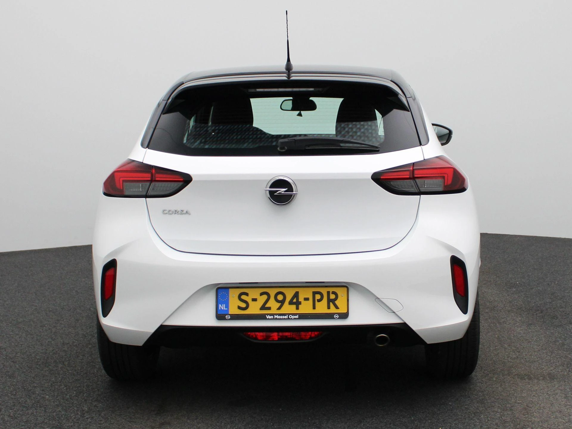 Opel-Corsa-image-4