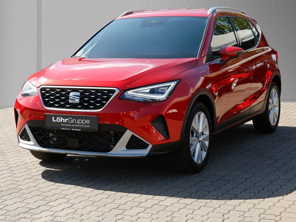 SEAT-Arona-image-1