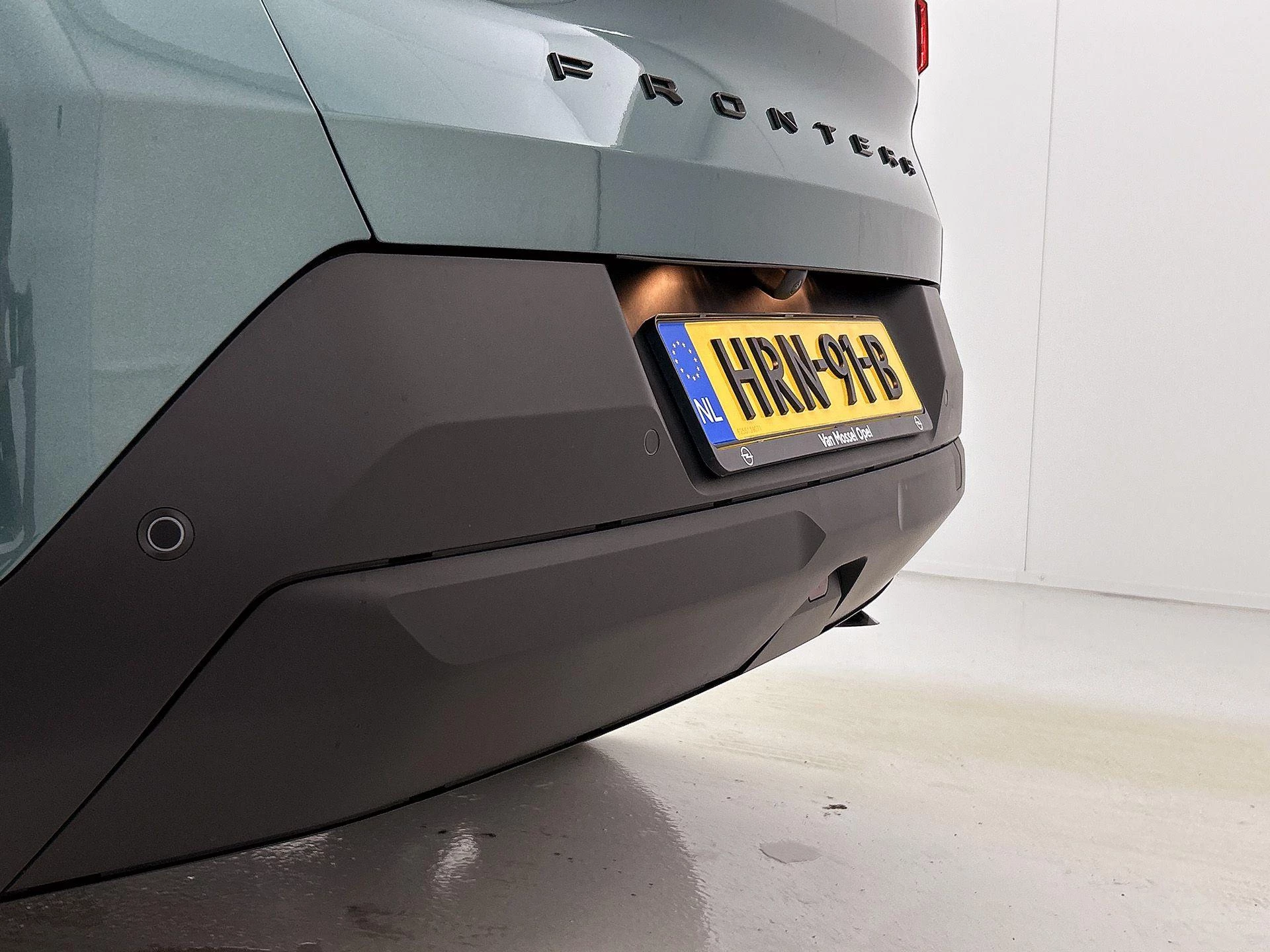 Opel-Frontera-image-24