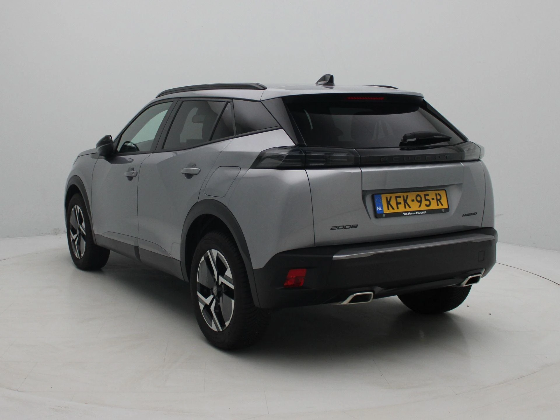 Peugeot-2008-image-2