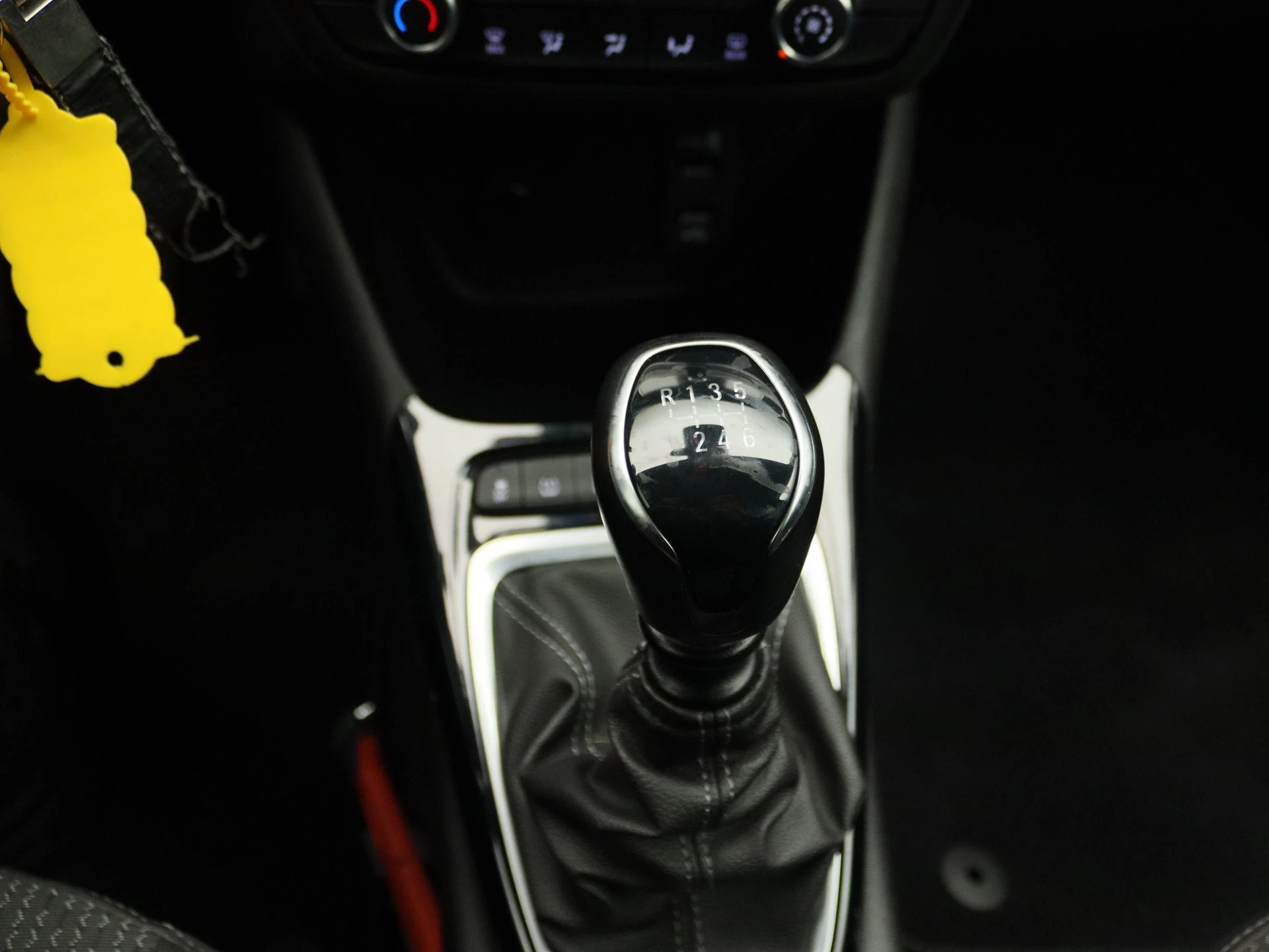 Opel-Crossland-image-10