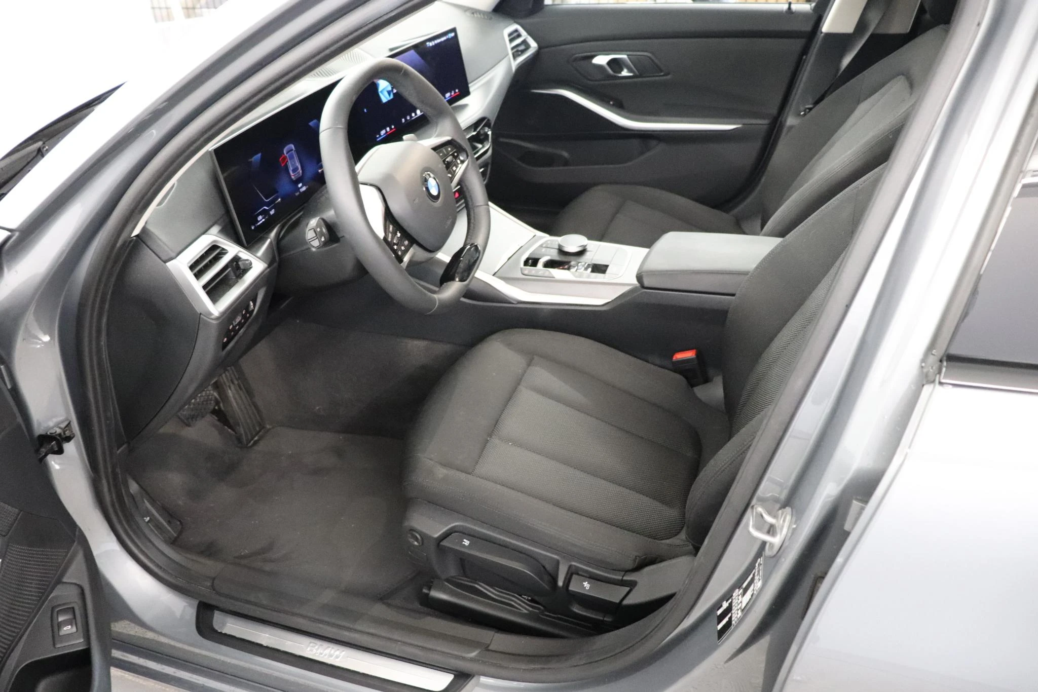 BMW 3 Reeks Touring 318i (115 kW)