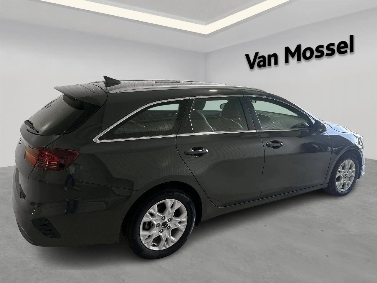 Kia-Ceed Sportswagon-image-4